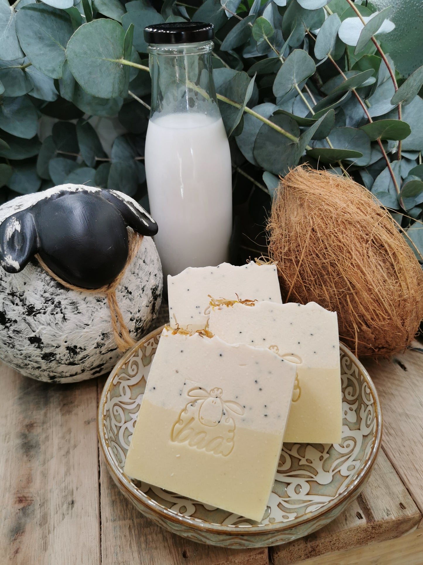 Coconut & Lemon Meringue Pie Soap Baa (V)